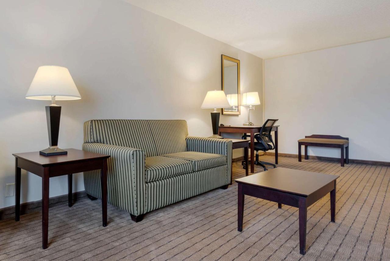 Clarion Inn Elmira-Horseheads Ngoại thất bức ảnh